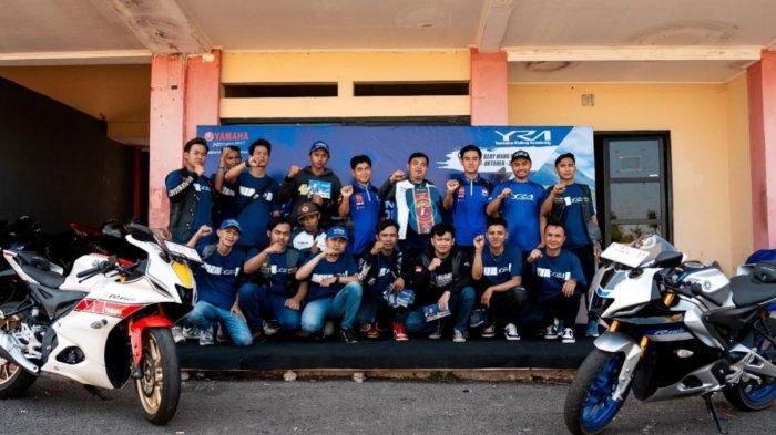bLU cRU riding experience on road bersama rider Yamaha Racing Indonesia yaitu M Faerozi di Subang Jawa Barat, Minggu 6 Oktober 2024.