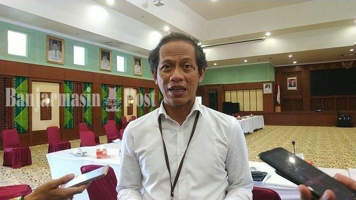 CALON MENTERI PRABOWO - Dr. Hanif Faisol Nurofiq, S.Hut., M.P, salah satu calon Menteri yang dipanggil Prabowo Subianto, Senin (14/10/2024). Tercatat Hanif Faisol Nurofiq pernah menjabat sebagai Kepala Dinas Kehutanan Kalsel membantu Gubernur Kalimantan Selatan Sahbirin Noor.