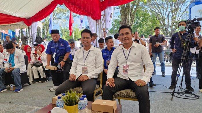 Sutomo Jabir bersama Nasrullah saat mendaftar di KPU sebagai peserta Pilkada Bontang 2024.