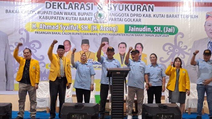 Pasangan calon bupati dan wakil bupati Ahmad Syaiful dan Jainudin saat deklarasi jelang Pilkada Kubar 2024.
