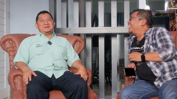 WAWANCARA EKSKLUSIF - Calon Bupati Mudyat Noor saat diwawancarai secara eksklusif oleh Tribun Kaltim tentang program-program unggulannya di Pilkada PPU 2024.