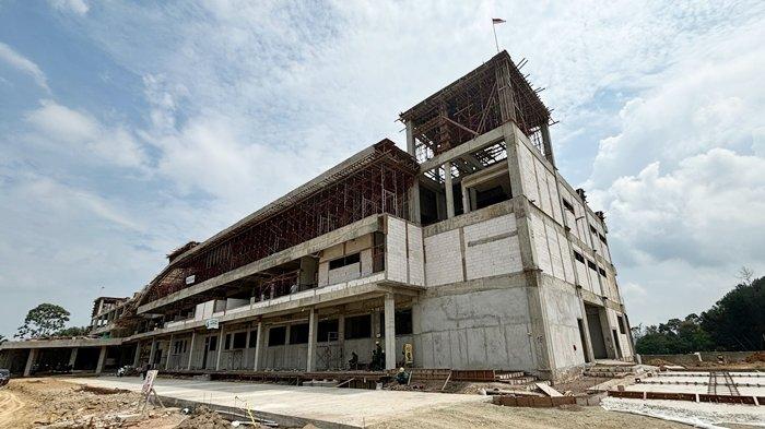 Pembangunan rumah sakit (RS) baru yang berada di Jalan Sultan Agung, Kabupaten Berau, Kalimantan Timur.