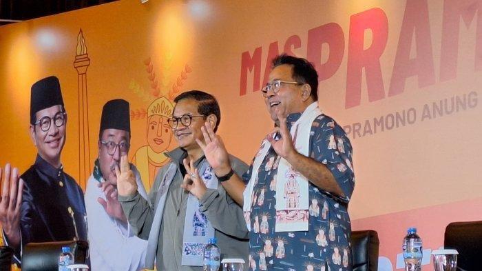PILKADA JAKARTA 2024 - Calon gubernur dan wakil gubernur Jakarta nomor urut 3, Pramono Anung - Rano Karno di Hotel JS Luwansa, Jakarta, Rabu (27/11/2024). Berikut 5 hasil quick count Pilkada Jakarta 2024, data masuk 100 persen, Pramono Anung-Rano Karno ungguli Ridwan Kamil-Suswono. Apakah 2 putaran?