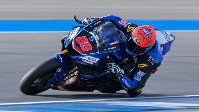 Aksi Wahyu Nugroho dikelas SuperSport 600 cc (SS600) dengan Motor Yamaha