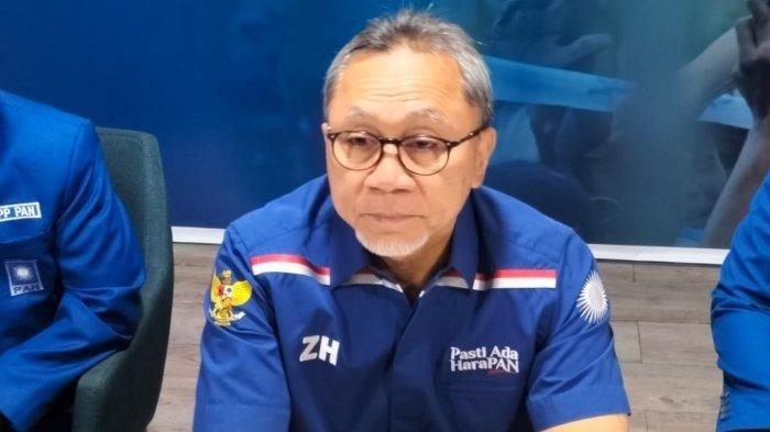 Menteri Koordinator Bidang Pangan Zulkifli Hasan (Zulhas) mengatakan anggaran program makan bergizi gratis sebesar Rp 71 triliun tak cukup, karena itu pihaknya sedang berupaya mencari tambahan agar bisa mencapai Rp 420 triliun.
