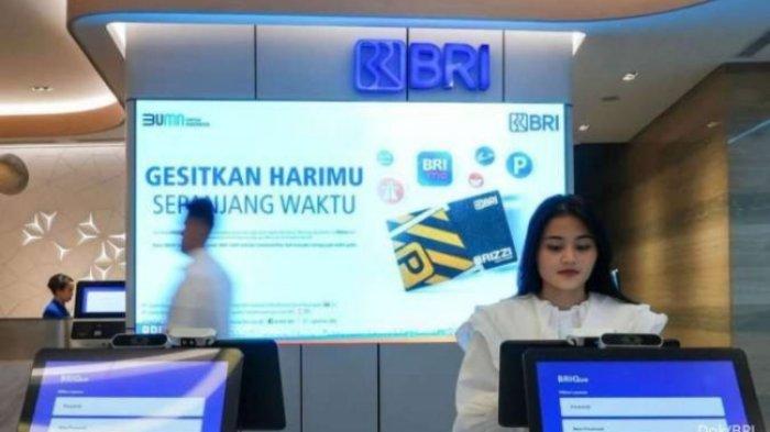 TABEL ANGSURAN KUR BRI 2025 - Ilustrasi suasana di salah satu kantor cabang BRI. Cara pengajuan dan tabel angsuran KUR BRI 2025. Kapan dibuka dan 2 cara daftarnya. Link daftar via online di laman resmi BRI