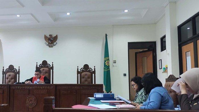 Sidang praperadilan proyek DAS Ampal di Balikpapan degan agenda pembahasan tuduhan penghentian penyelidikan, di mana KPK dan Kejari Balikpapan menolak permohonan karena dianggap tanpa bukti kuat. Agenda berikutnya dijadwalkan pada 14 Januari 2025.