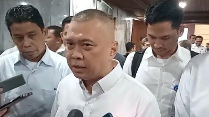 Menteri Perhubungan Dudy Purwagandhi. Batas waktu dimulainya dan selesainya libur akan mempengaruhi tingkat kepadatan jalan dan tingginya pemanfaatan layanan di berbagai moda transportasi.