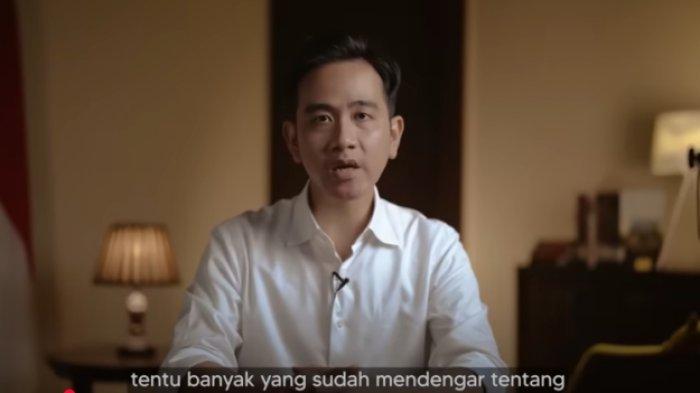 MONOLOG GIBRAN - Tangkapan layar Monolog Gibran Rakabuming Raka di channel YT. Wakil Presiden RI telah mengeluarkan dua video monolog, yang mendapatkan beragam reaksi dari masyarakat. (YT/Gibran Rakabuming Raka)