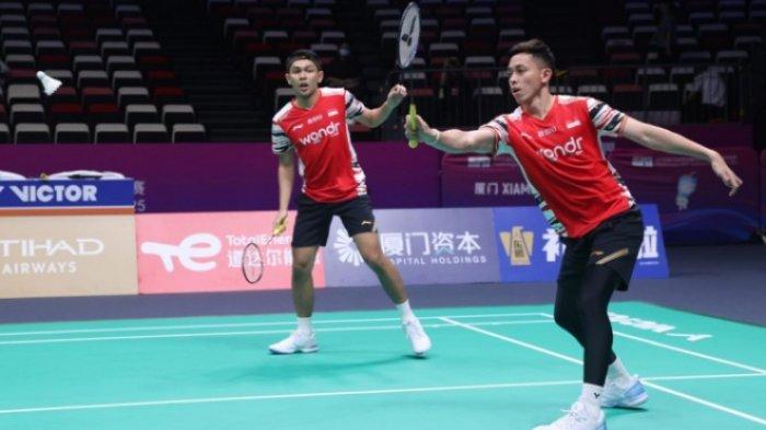 THAILAND OPEN 2025 - Pasangan Fajar Alfian/Muhammad Rian Ardianto saat bertanding di Sudirman Cup 2025, 28 April 2025 lalu. Fajar/Rian akan kembali berjuang di Thailand Open 2025. Berikut jadwal badminton usai Taipei Open 2025, Fajar/Rian dikepung anak buah Herry IP di Thailand. Cek live TV dan score Thailand Open 2025. (PBSI)