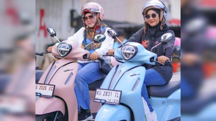 Dengan desain yang memadukan nuansa klasik dan sentuhan modern, motor ini tak hanya enak dipandang, tetapi juga nyaman dikendarai, menjadikannya bintang di jalanan Tarakan.