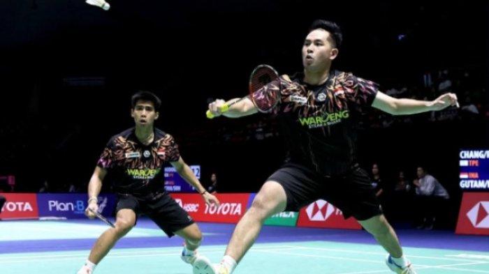 THAILAND OPEN 2025 - Pasangan Sabar/Reza di laga Thailand Open 2025. Sabar/Reza berhasil mengalahkan wakil China Taipei dan memastikan lolos ke perempat final Thailand Open 2025. Berikut rekap hasil badminton Thailand Open 2025 hari ini Kamis (15/5/2025). Sabar/Reza menyusul Fajar/Rian ke perempat final Thailand Open 2025. Simak hasil Thailand Open 2025 hari ini selengkapnya. (Instagram badminton.ina) (Instagram badminton.ina)