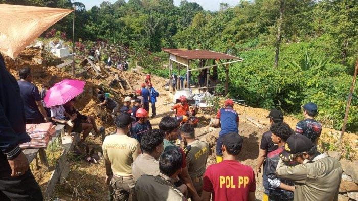 EVAKUASI PEMAKAMAN - Kondisi TPU Cempaka di Jalan Pangeran Suryanata, Kelurahan Air Hitam, Samarinda Ulu, Kota Samarinda. (TRIBUNKALTIM.CO/GREGORIUS AGUNG SALMON)