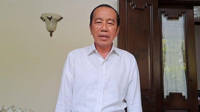 JOKOWI SOAL GIBRAN - Presiden ke-7 Jokowi, pada Senin (14/7/2025). Presiden ke-7 RI, Joko Widodo, menyatakan dukungannya atas penugasan kepada Wakil Presiden Gibran Rakabuming Raka untuk memimpin percepatan pembangunan di Papua.(KOMPAS.COM/Fristin Intan Sulistyowati)