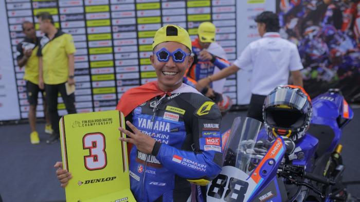 Candra Hermawan podium 3 kelas AP250 di sirkuit yang baru pertama kali dijajalnya.