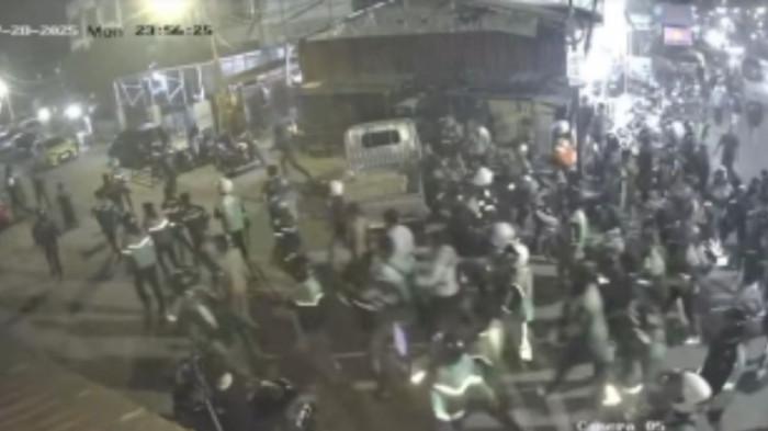 20250730_Driver Ojol Berkumpul di Lokasi
