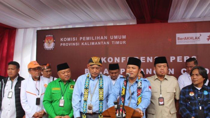RUDY MAS'UD-SENO AJI SAAT DAFTAR DI KPU KALTIM- Berikut daftar lengkap struktur tim pemenangan Rudy Mas’ud–Seno Aji yang di Pilkada Kaltim 2024TRIBUNKALTIM.CO/MOHAMMAD FAIROUSSANIY