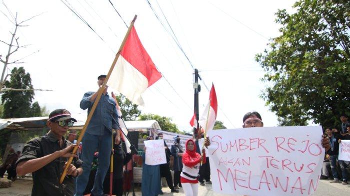 Suasana unjuk rasa di Jalan Sumber Rejo, Sumber Rejo, Balikpapan Tengah, Balikpapan, Jumat (1/9/2023).TRIBUNKALTIM.CO/DWI ARDIANTO
