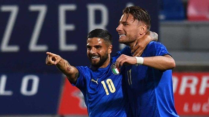 Ciro Immobile dan Lorenzo Insigne saat memperkuat Timnas Italia.