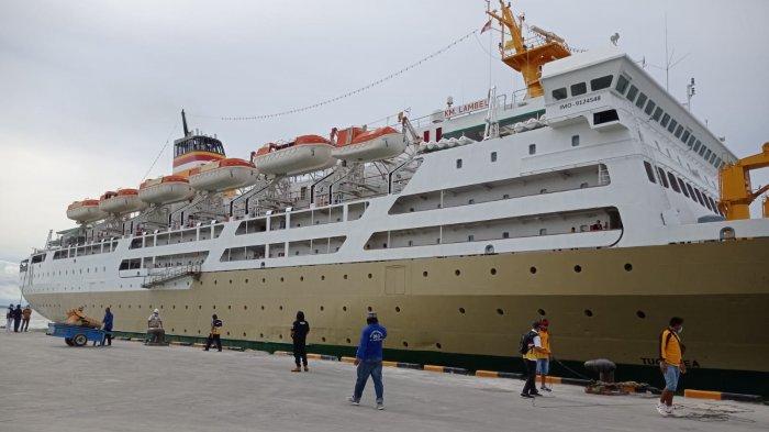 Kapal Pelni Nunukan KM Lambelu berlabuh di Pelabuhan Tunon Taka Nunukan, belum lama ini.TRIBUNKALTIM.CO/MOHAMMAD SUPRI