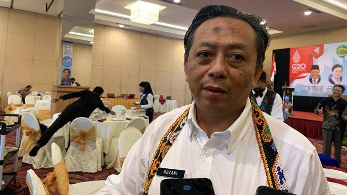 Rozani Erawadi Selaku Kepala Disnakertrans Kaltim. (TRIBUNKALTIM.CO/ARY NINDITA)
