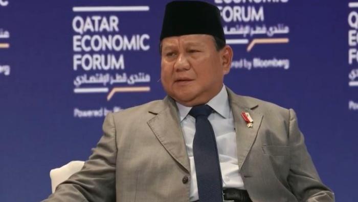 IKN NUSANTARA DI KALTIM - Menteri Pertahanan RI sekaligus presiden terpilih Prabowo Subianto saat sesi tanya jawab dengan Kepala Koresponden Internasional Bloomberg wilayah Asia Tenggara, Haslinda Amin, dalam Forum Ekonomi Qatar di Doha, Rabu 15/5/2024) waktu setempat. Presiden terpilih, Prabowo Subianto yakin pemerintahannya akan bisa membiayai proyek IKN Nusantara di Kaltim dengan menggunakan APBN.