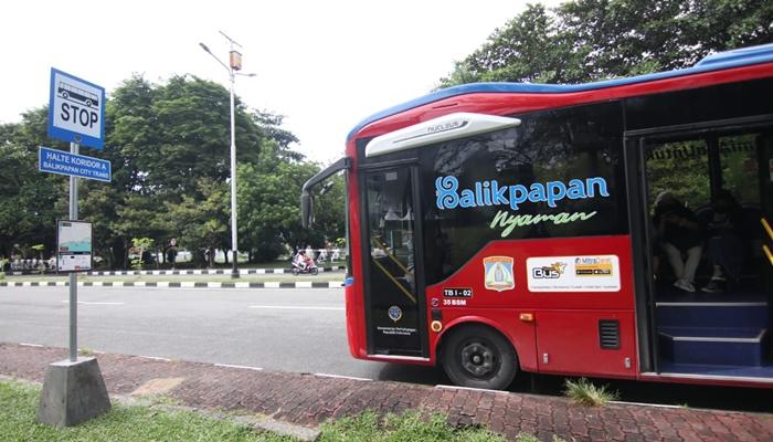 Bus Balikpapan City Trans (Bacitra) telah kembali beroperasi untuk melayani warga Balikpapan, Kalimantan Timur.