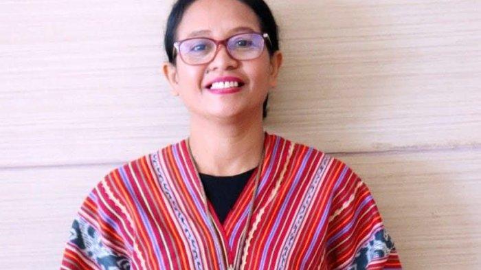 Ansi Rihi Dara, SH, Direktris LBH APIK NTT