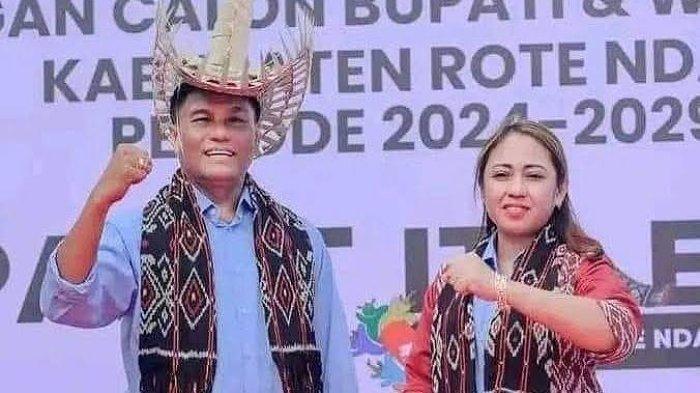 Calon Bupati dan Wakil Bupati Rote Ndao nomor urut 1 Paulus Henuk-Apremoi Dudelusy Dethan (Paket Ita Esa).