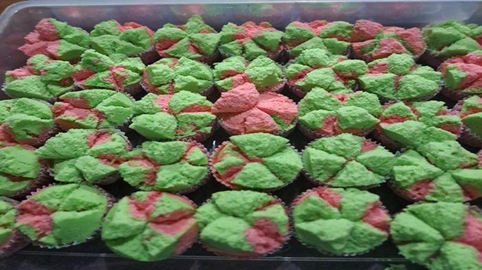 BOLU KUKUS - Kue bolu kukus tersedia di Dapur UMKM Aqilah di Jalan Floamboyan Kota Soe TTS.