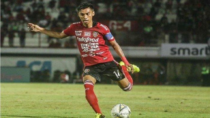 FADIL SAUSU - Eks kapten Bali United, Fadil Sausu resmi bergabung ke klub Liga 2 Gresik United, Fandi Akhman Yani sampaikan ucapan selamat datang. Foto Fadil Sausu.
