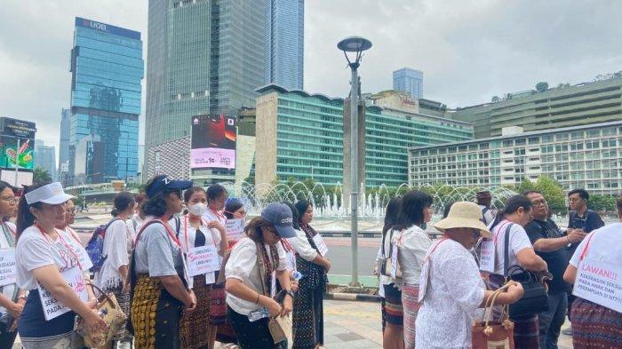 Forum Perempuan Diaspora Nusa Tenggara Timur (FPD NTT) Jakarta mengadakan Pawai Budaya dengan tema Menolak Kekerasan Seksual pada Anak dan Perempuan di NTT, Minggu (23/3/2025), di Car Free Day (CFD) di Jakarta