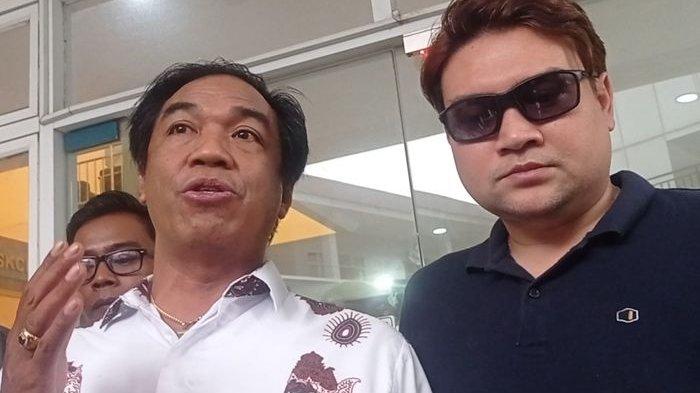 Indra Adhitya resmi melaporkan Chikita Meidy dan ibunya di Polres Kota Tangerang, Tigaraksa, Sabtu (28/6/2025).