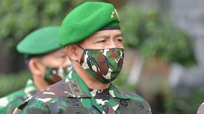 PUNYA TIPS – Kepala Staf TNI Angkatan Darat, Jenderal Agus Subiyanto memberikan tips tentang upaya mengatasi pelbagai masalah di Tanah Papua. Yang harus dilakukan ke depan adalah pendekatan kesejahteraan yang dibarengi dengan pendekatan keamanan