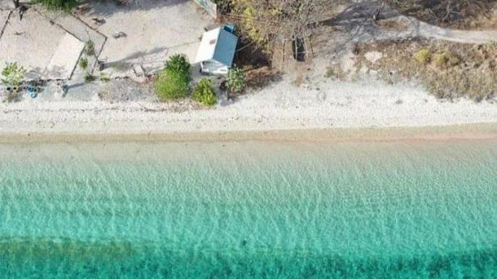 Keindahan Pantai Sebanjar Desa Alor Besar, Kecamatan Alor Barat Laut, Kabupaten Alor.