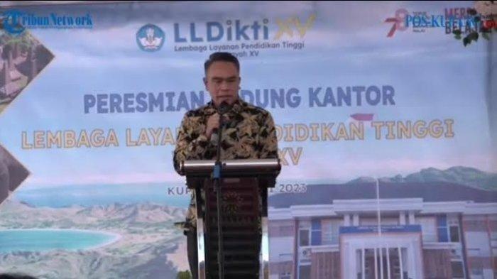 Kepala Lembaga Layanan Pendidikan Tinggi Wilayah XV Prof Dr Adrianus Amheka.