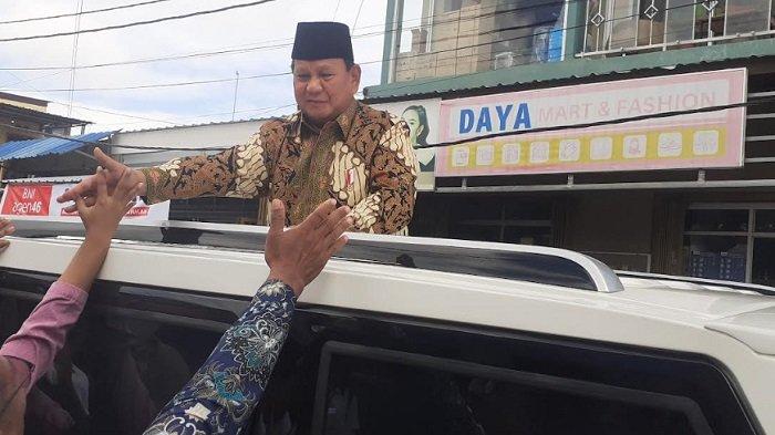 Masyarakat Kota Kupang antusias sambut Presiden Prabowo Subianto