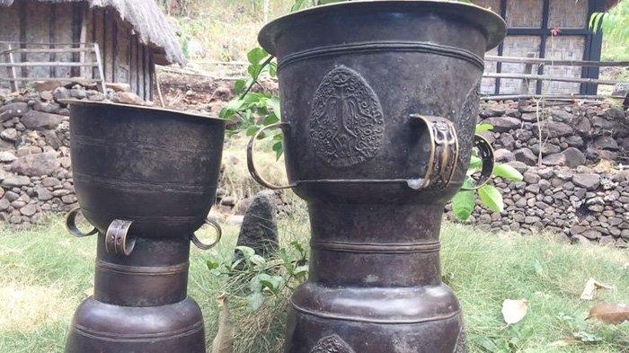 Moko, alat musik tradisional sekaligus maskawin Suku Abui di Desa Takpala, Alor, NTT.