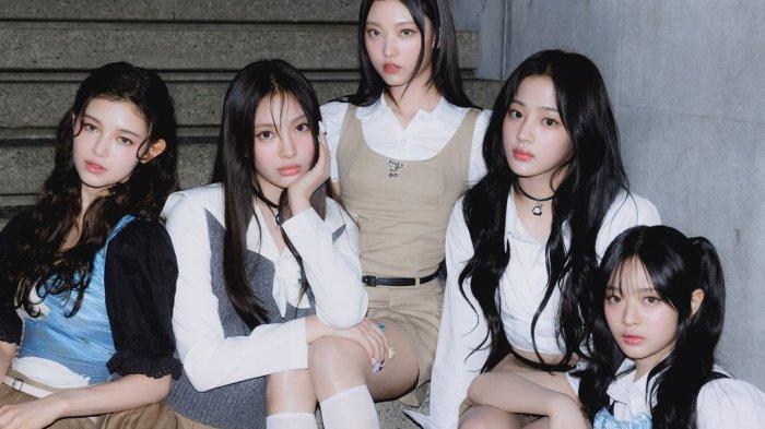 Girl grup Kpop, NewJeans yang berada di bawah naungan ADOR.