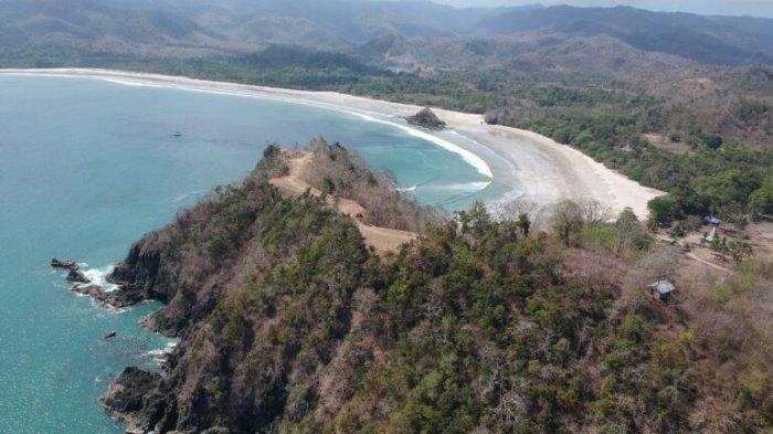 Pantai Aili Sumba