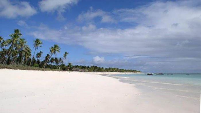 Pantai Nembrala di Rote Ndao yang indah