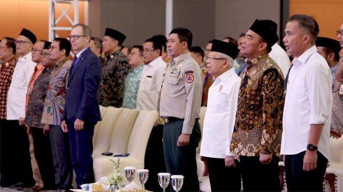 Wakil Presiden Ma'ruf Amin membuka secara langsung Rapat Koordinasi Nasional Penanggulangan Bencana (Rakornas PB) 2024, di Pullman Grand Central Bandung, Rabu (24/4/2024). Pada kesempatan tersebut, Wapres juga memberikan butir-butir arahan dalam benanggulangan bencana.