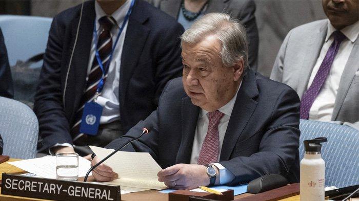Sekretaris Jenderal Perserikatan Bangsa-Bangsa António Guterres berbicara dalam Rapat Darurat Dewan Keamanan PBB di Markas PBB, Minggu (14/4/2024) malam waktu setempat atau Senin (15/4/2024) waktu Indonesia.