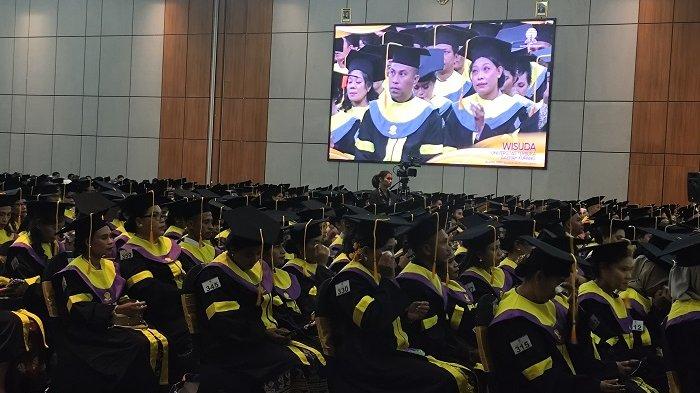 SUASANA - Suasana prosesi wisuda Universitas Terbuka (UT) Kupang, Senin, (28/4/2025), di Hotel Harper Kupang.