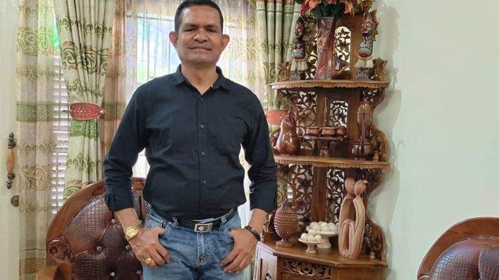 Ketua Ikatan Keluarga Kabupaten Ende Flores (IKKEF) Kupang, Yos Meba.