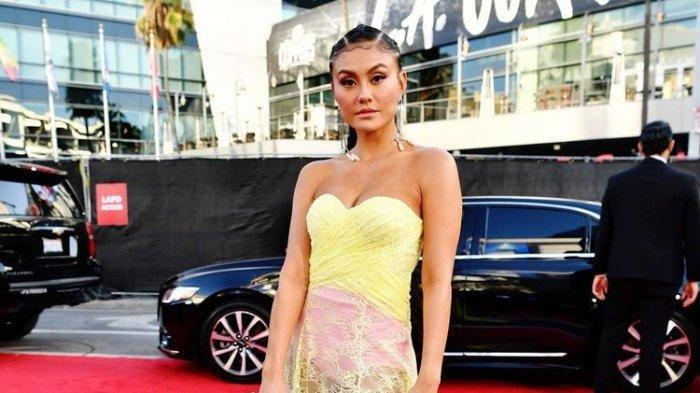 Agnez Mo menghadiri American Music Awards 2019 di Microsoft Theater, Los Angeles, California, Amerika Serikat, Sabtu (24/11/2019).