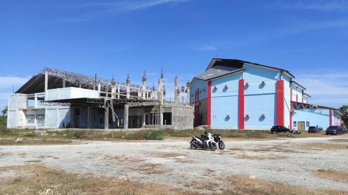 Bangunan NTT Fair di Lasiana Kecamatan Kelapa Lima Kota Kupang yang akan dijadikan pusat Biosecurity Provinsi NTT. Foto diambil usai pembersihan oleh ASN Pemprov NTT, Selasa 11 Mei 2021.