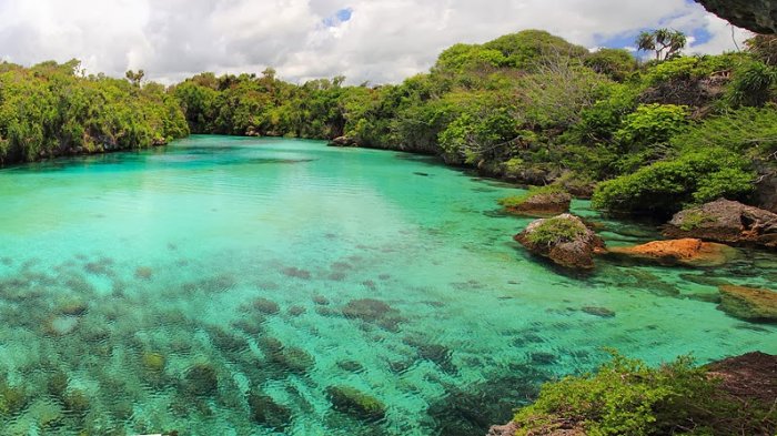 Danau Weekuri