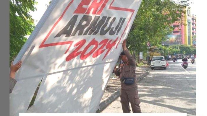 Ery Chyadi copot baliho dirinya