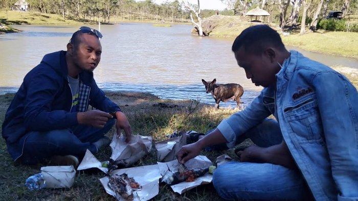 Keindahan Danau Nausus di Desa Fatukoto, Kecamatan Mollo Utara1